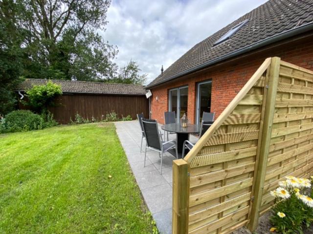Ferienhaus Mit Garten In Nordseenaehe Langenhorn Ngoại thất bức ảnh