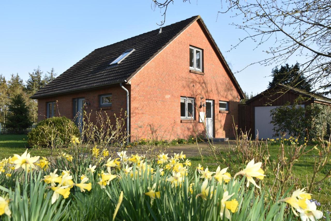 Ferienhaus Mit Garten In Nordseenaehe Langenhorn Ngoại thất bức ảnh